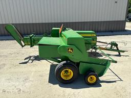 John Deere 348 Square Baler