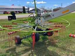 241 Claas 800 Double Rotary Rake