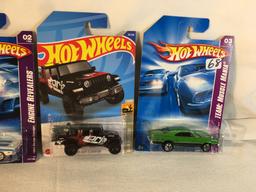 Lot of 4 Pcs Collector New in Package Hot wheels Mattel 1/64 DieCast Meta Cars - See Pictures