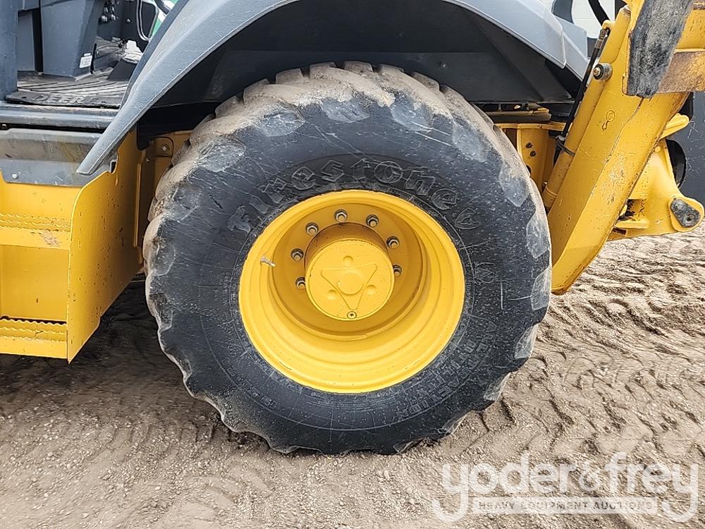 2019 John Deere 310L