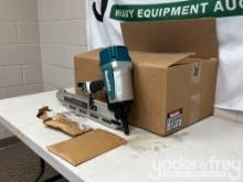 Makita Reconditioned 3 1/2" Framing Nailer (AN924) 1 Year Factory Warranty