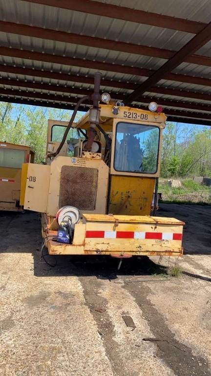 UNDERCUTTER/TAMPER, Hours 2759.78,  DETROIT DIESEL - LOCATION OF EQUIPMENT#