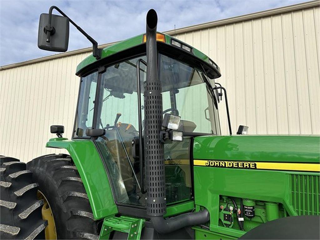 2002 JOHN DEERE 7510