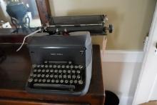 SMITH CORONA TYPE WRITER