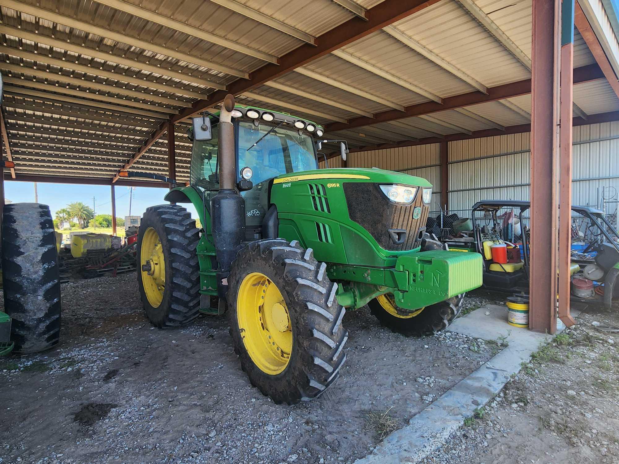 2015 John Deere 6195R Tractor Hours: 5273, P.I.N.# 1RW6195RLFA020557