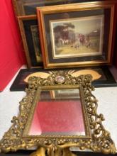 art Plastic mirror with cameo