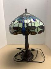 Beautiful Stainglass, Tiffany style lamp with solid base
