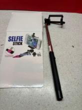 6 Cartons selfie sticks