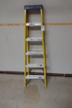 6’ FIBERGLASS LADDER