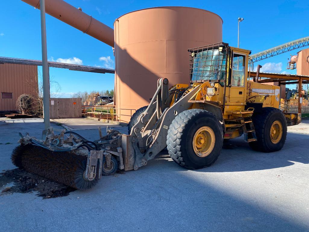 Volvo L120C Wheel Loader, Pin No. L120CV61861, 47,154 Hours, w/ Street Sweeper Attachment