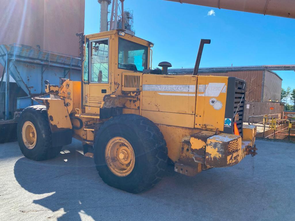 Volvo L120C Wheel Loader, Pin No. L120CV61861, 47,154 Hours, w/ Street Sweeper Attachment