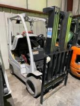 Yale GLC050VXNVSE085 Forklift, 5,000 LB. Cap., S/N A910V20761K, 3-Stage Mast, Sideshift, No Forks