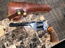 H&R mod 999 Sportsman 22 Revolver with leather holster
