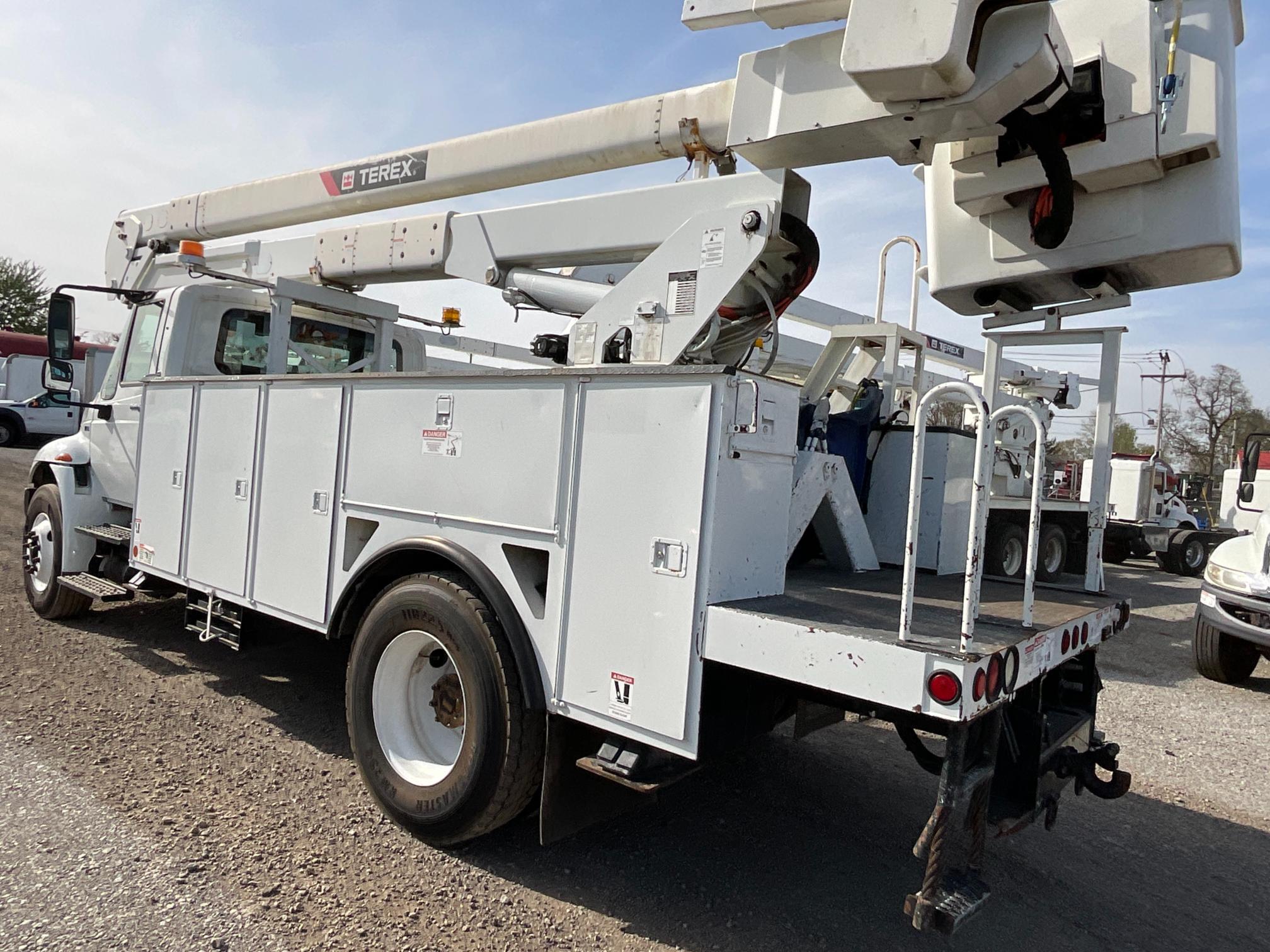 2013 International 4300 Bucket Truck