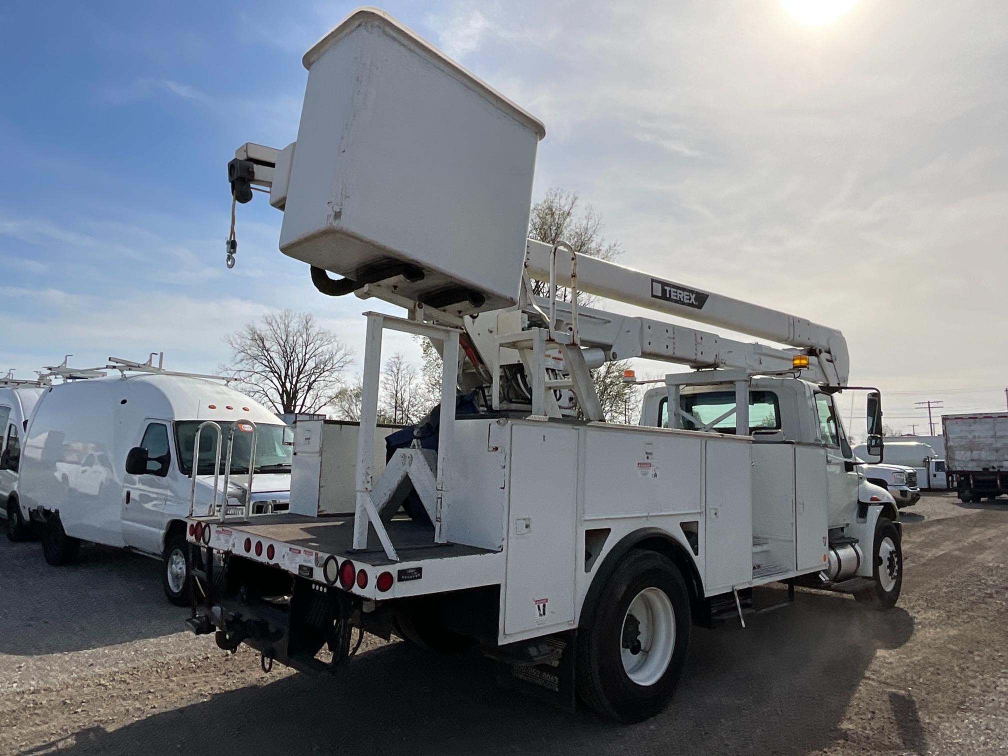 2013 International 4300 Bucket Truck