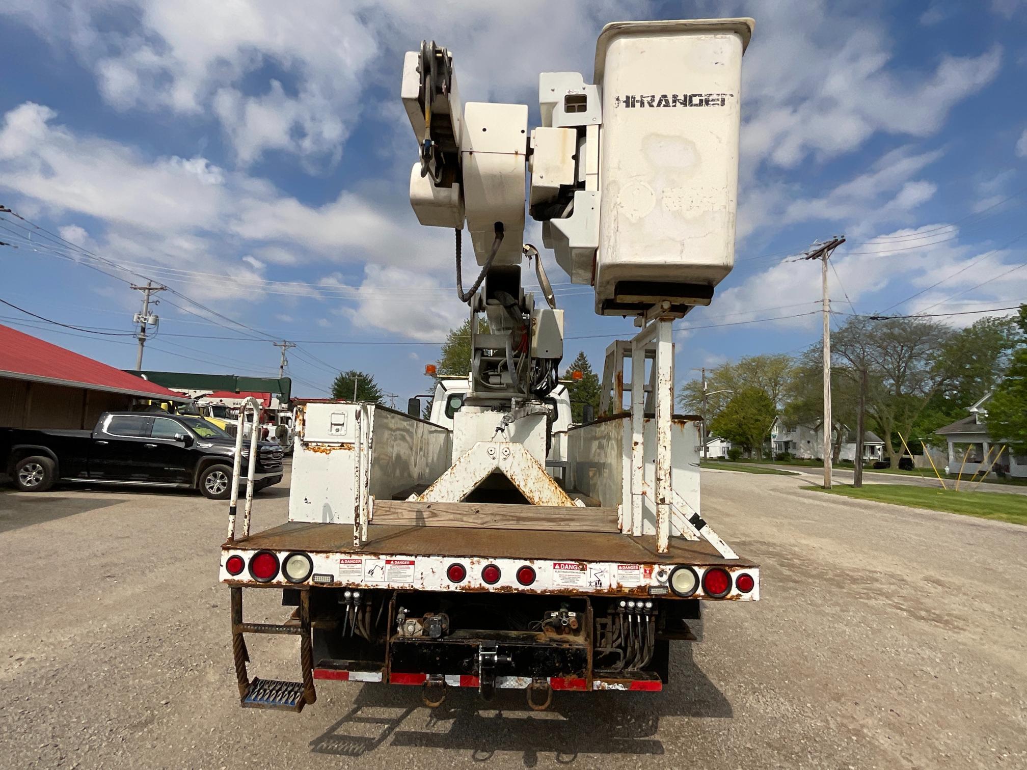 2014 Freightliner M2106 Bucket Truck