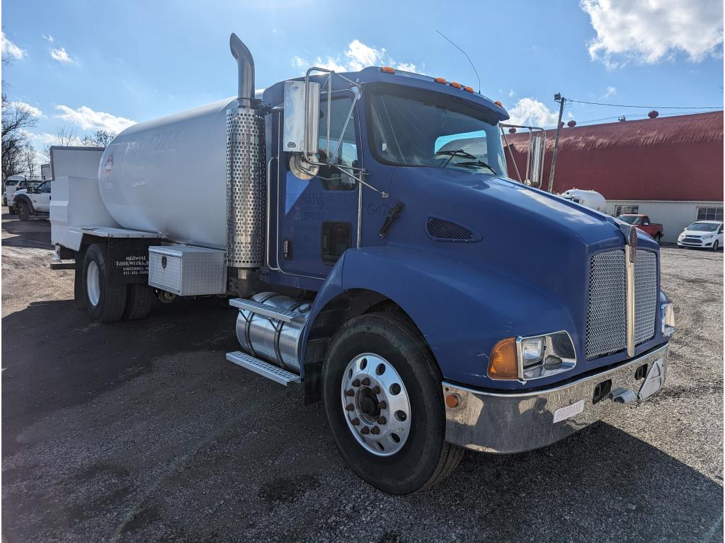 2005 Kenworth T300 LP Truck