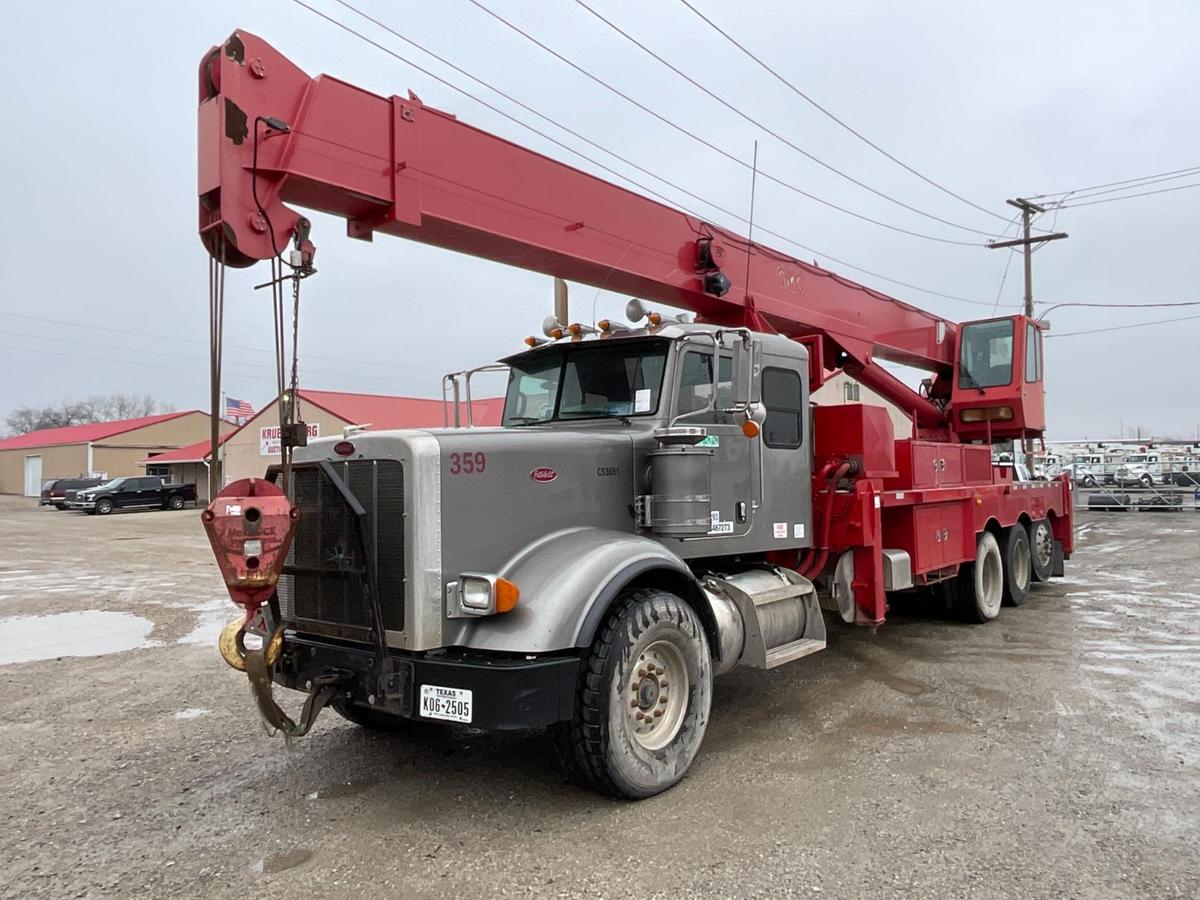 2015 Peterbilt 367 Crane Truck