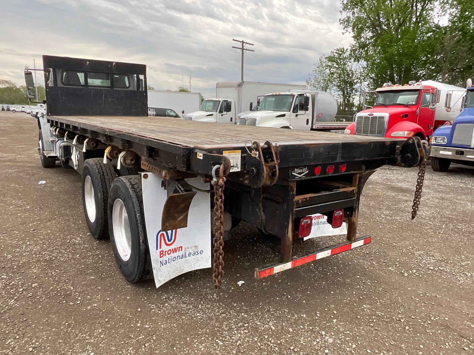 2017 Freightliner M2106 Flatbed w/ Moffett Hookup