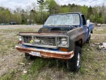 1977 CHEVROLET K10 REGULAR CAB PICKUP, 4WD, 8' TRUCK BED, NO ENGINE