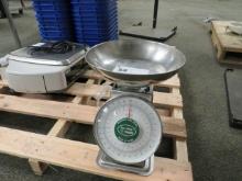 ACCU-WEIGH 30LB SCALE