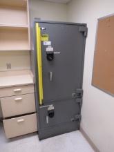 AMSEC 2-DOOR SAFE WITH COMBINATION