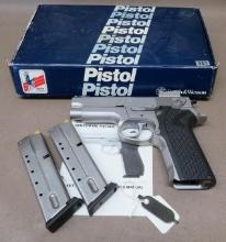 Smith & Wesson 4006, 40S&W, Pistol, SN# TVW1198